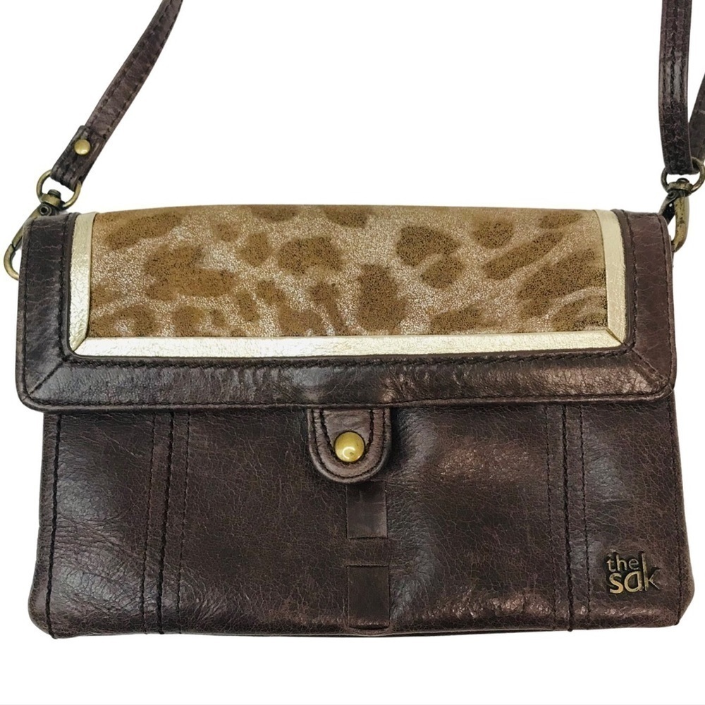 The Sak Leather Leopard Print Convertible Wallet Small Crossbody Flap Bag